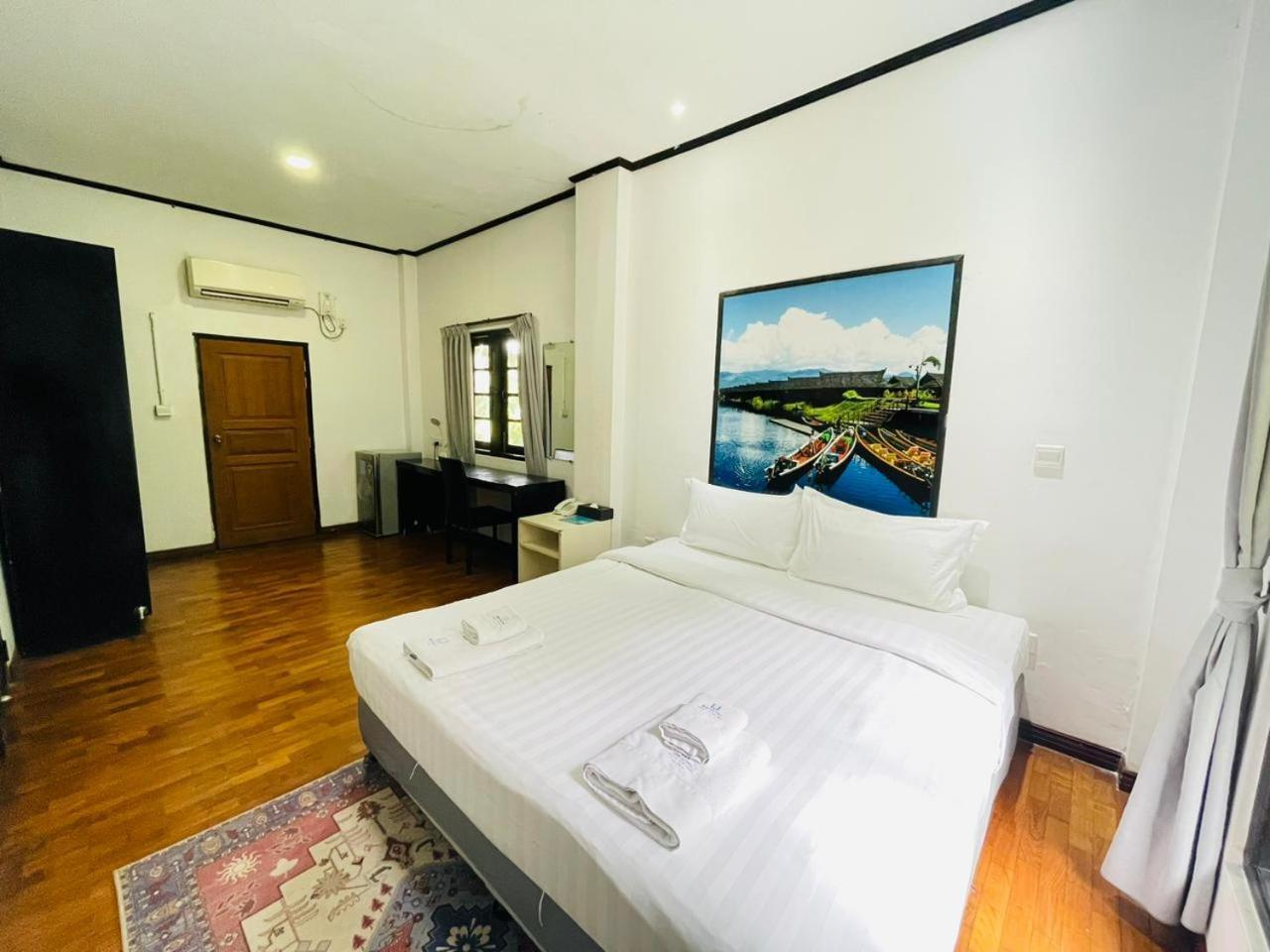 Wh Hotel & Service Apartment Thanlyin Eksteriør bilde