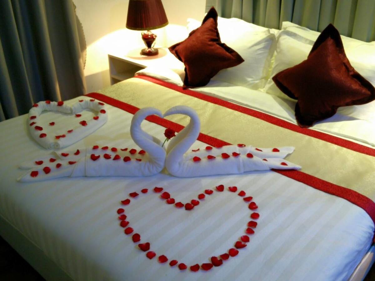 Wh Hotel & Service Apartment Thanlyin Eksteriør bilde